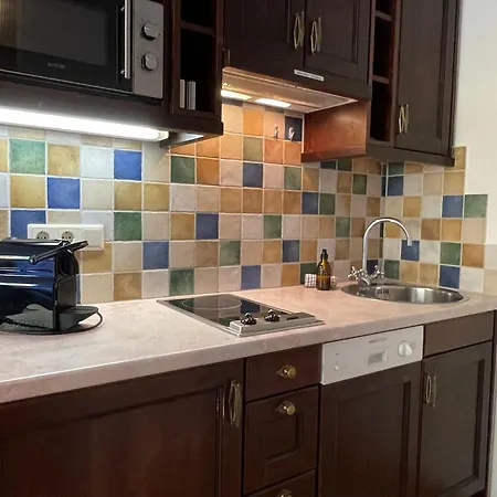 Апартаменти International House Mit 2 Schlafzimmern Zw 7 *