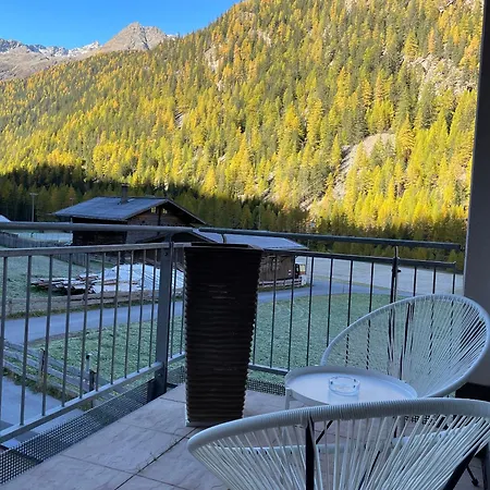 International House Mit 2 Schlafzimmern Zw 7 Апартаменти *